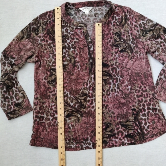 Northern Reflections Women's Leopard Blouse Size Large Pink Brown - Picture 9 of 11
